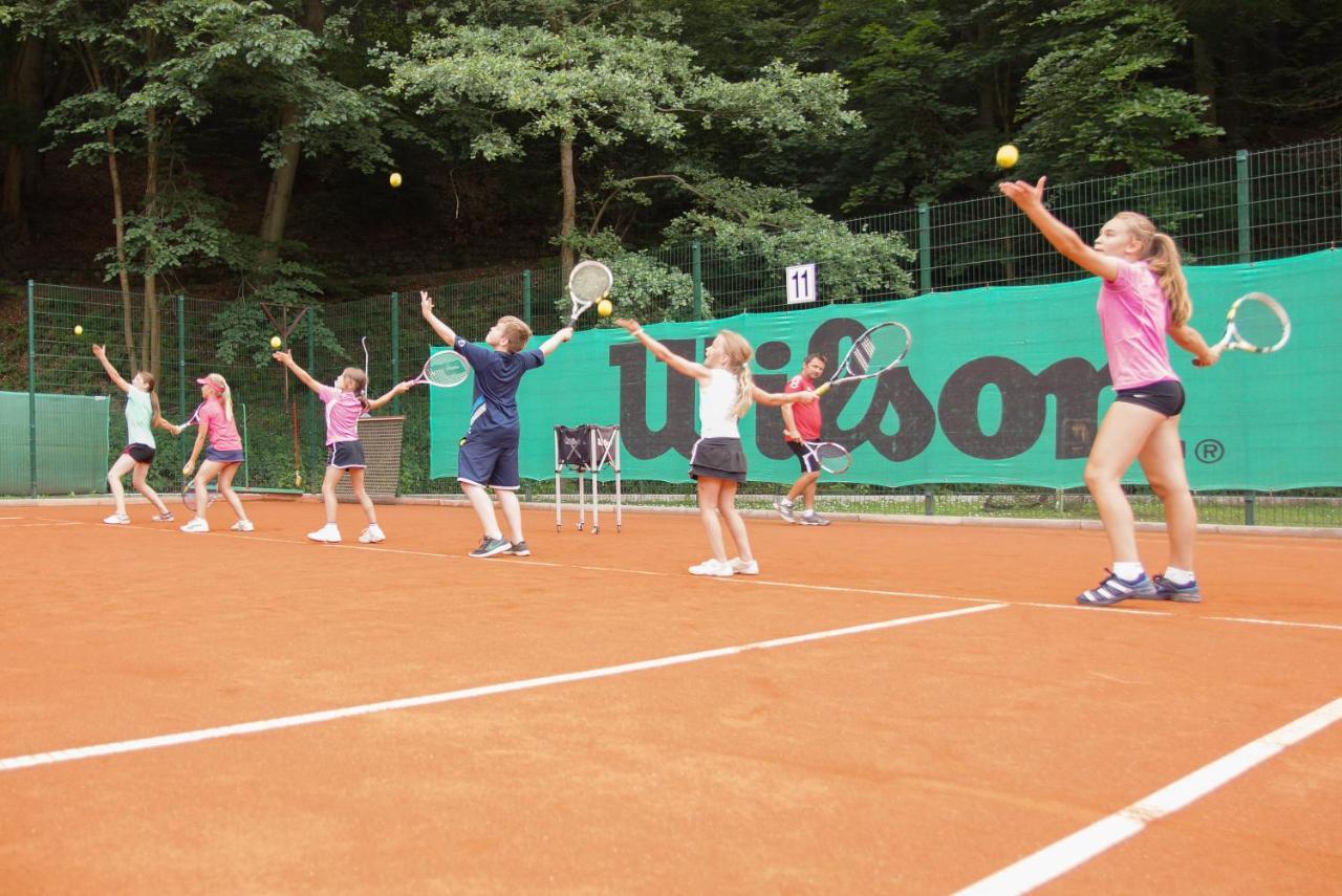 Sport Hotel Gejzirpark Karlovy Vary Eksteriør bilde